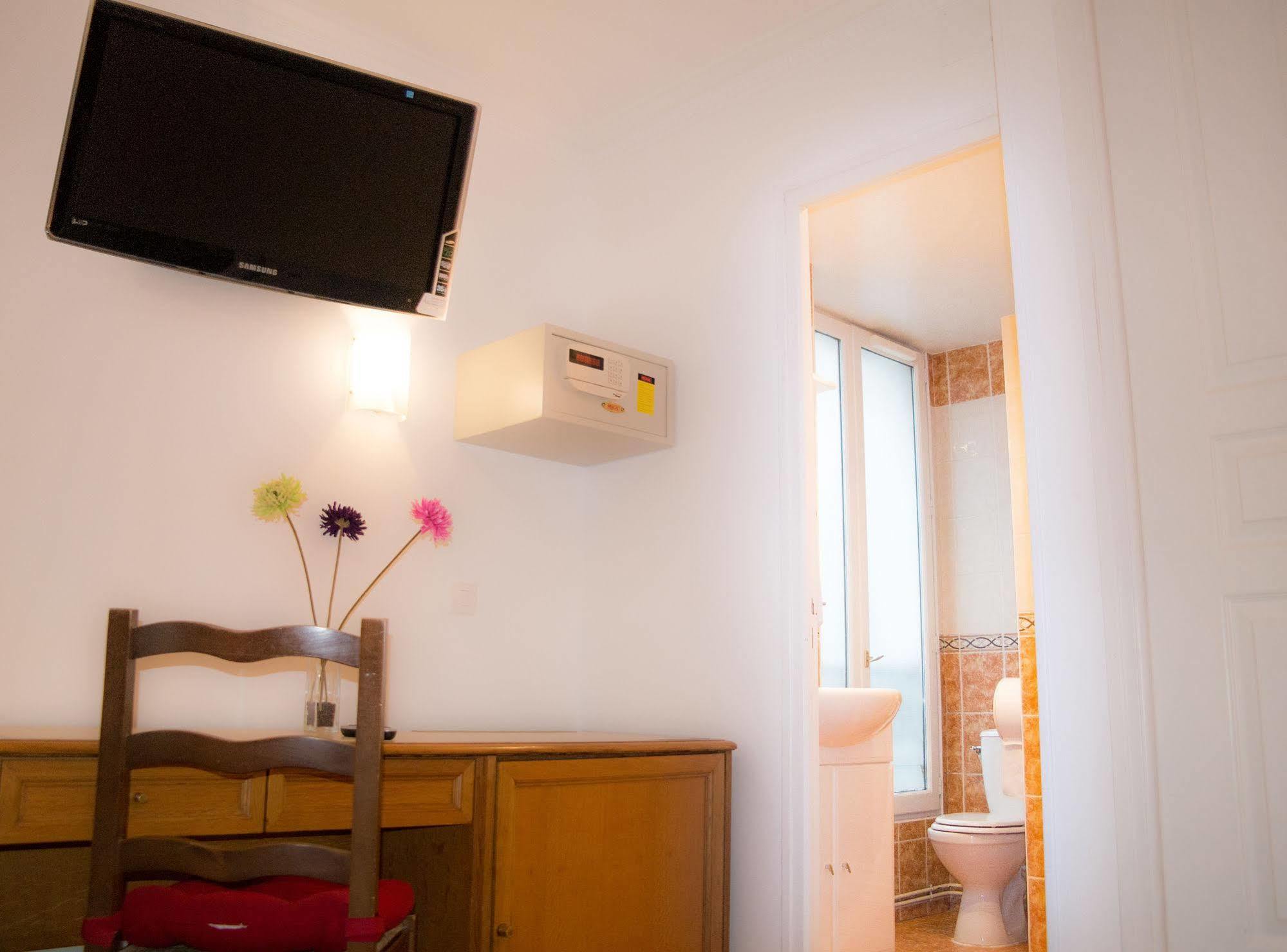 Hotel Audran Париж Экстерьер фото