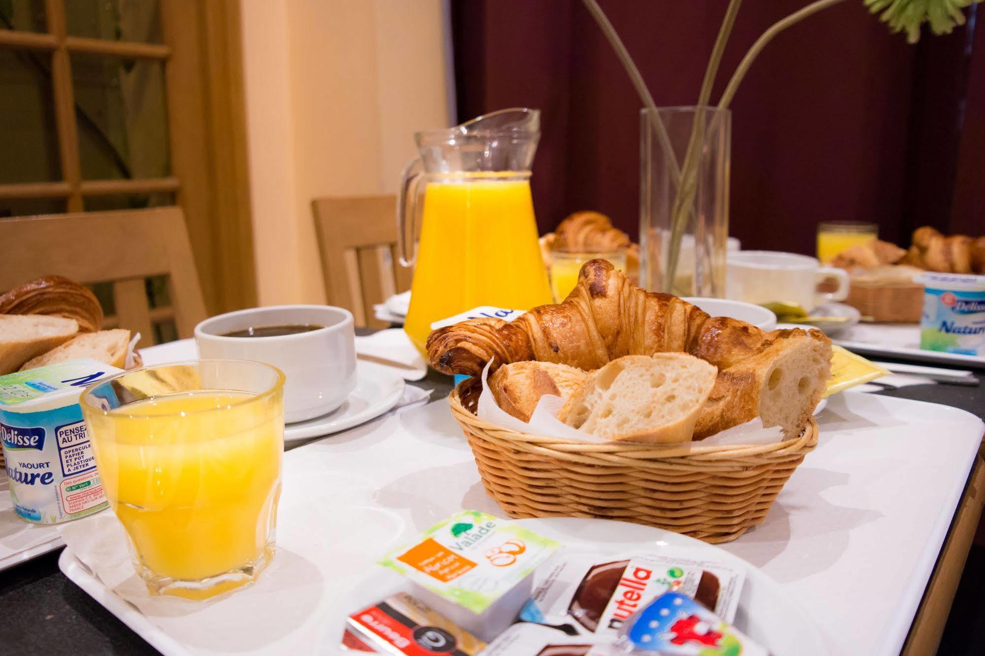 Hotel Audran Париж Экстерьер фото